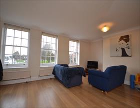 1 bedroom Property t...